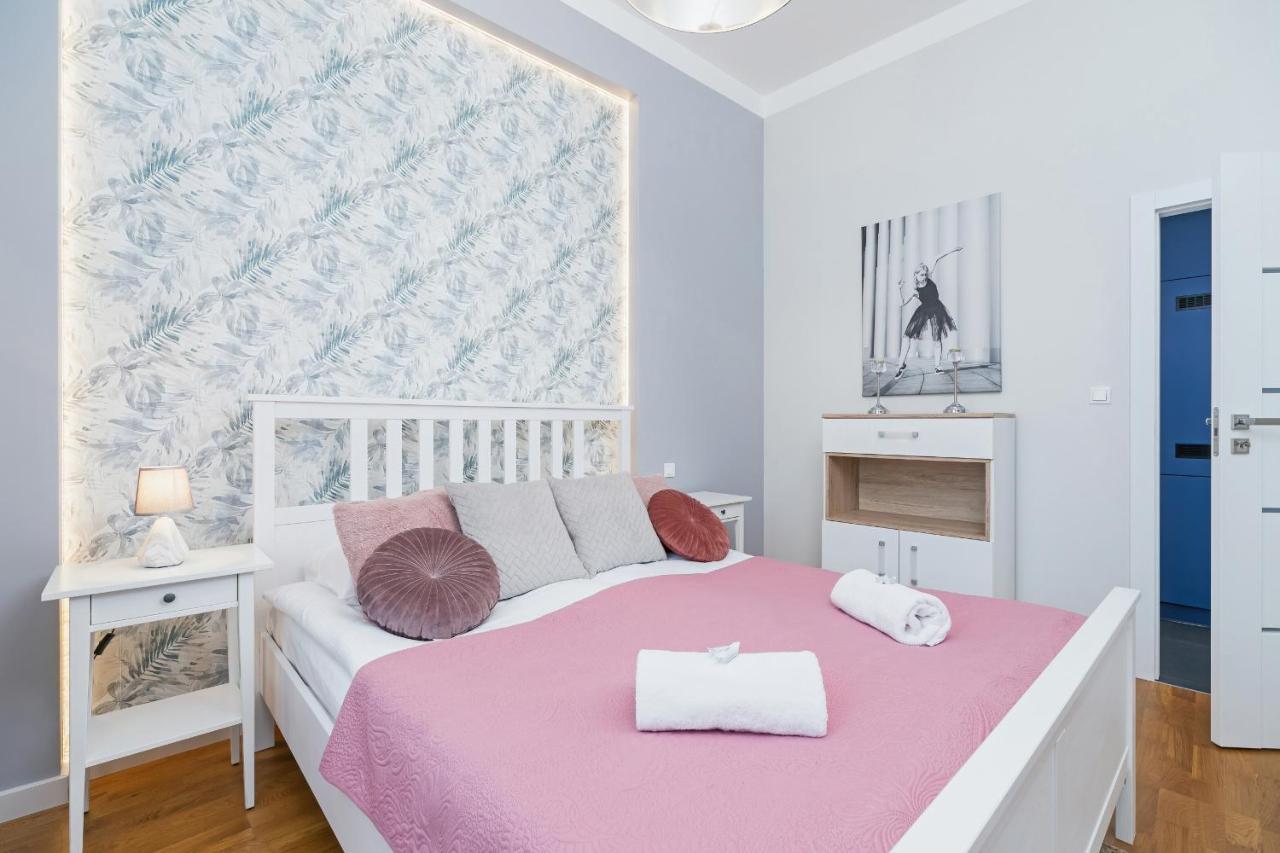 Sweet Family Apartment Chodkiewicza Rondo Grzegorzeckie By Noclegi Renters Krakow Ngoại thất bức ảnh